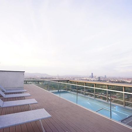 Suite In High-Rise On The Danube Wien Exterior foto